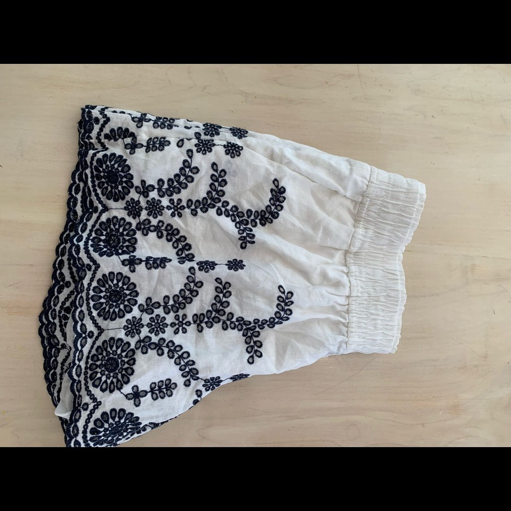 EUC • JCREW Embroidered Summer Shorts - Picture 7 of 7